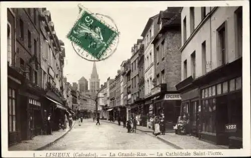 Ak Lisieux Calvados, La Grande Rue, Cathedrale Saint Pierre, Epicerie