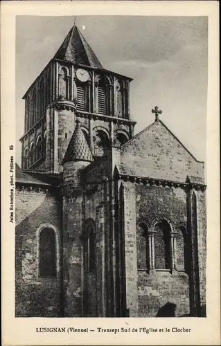 Ak Lusignan Vienne, Transept Sud de l'Eglise, Le Clocher
