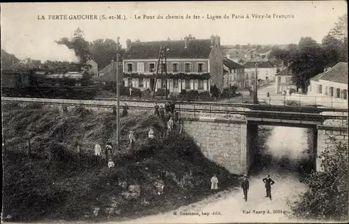 Ak La Ferté Gaucher Seine et Marne, Le Pont du chemin de fer