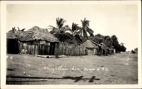 Foto Ak Mazatlán Mexiko, Dorfpartie, Holzhütten