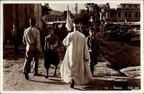 Ak Damaskus Syrien, Une Rue, Straßenpartie, Araber