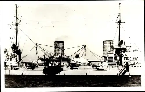 Foto Ak Kriegsschiff SMS von der Tann, Großer Kreuzer, Schlachtkreuzer, Kaiserliche Marine, Seite