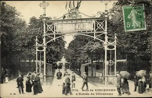 Ak Paris XII Bois de Vincennes, Entrée du Vélodrome