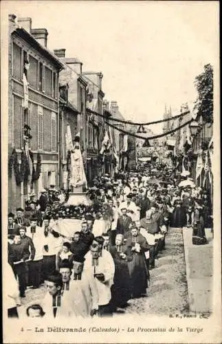 Ak La-Délivrande Calvados, Anniversaire du Couronnement de Notre Dame de la Délivrande