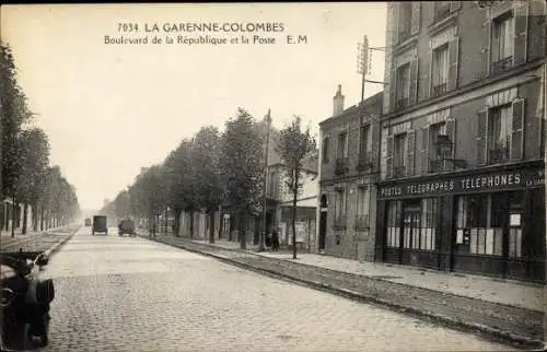 Ak La Garenne Colombes Hauts de Seine, Boulevard de la Republique et la Poste