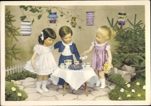 Ak Puppen am Kaffeetisch im Garten, Lampions