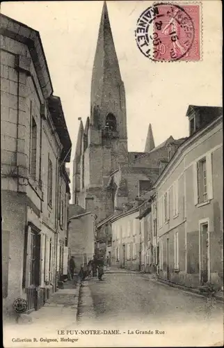 Ak Le Puy Notre Dame Maine et Loire, La Grande Rue