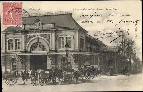 Ak Nevers Nièvre, Marche Carnot, Avenue de la Gare