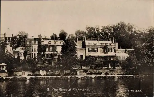 Ak Richmond upon Thames London England, By the River