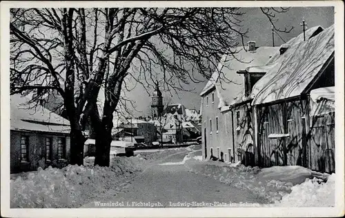 Ak Wunsiedel im Fichtelgebirge Oberfranken, Ludwig Hacker Platz im Schnee