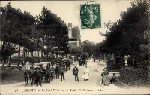 Ak Cabourg Calvados, Rond Point, Station des Voitures, Kutschen