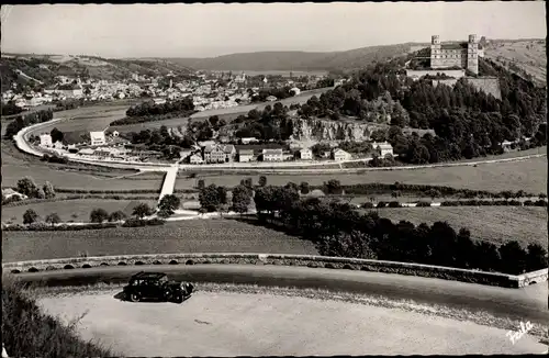 Ak Eichstätt in Oberbayern, Blick zum Ort mit der Willibaldsburg