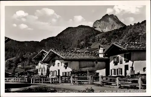 Ak Mittenwald in Oberbayern, Partie im Gries mit Wetterstein