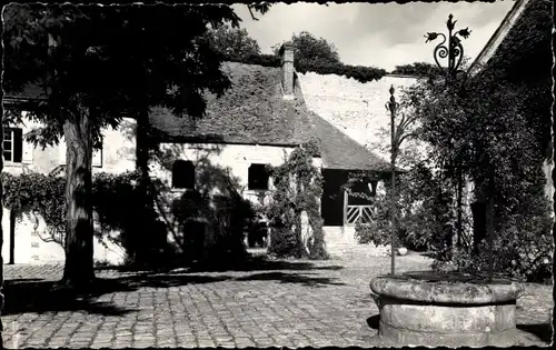 Ak Bouville Essonne, Chateau de Farcheville, La maison du chapelain