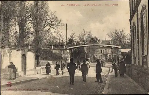 Ak Verneuil Eure, La Passerelle de la Fausse Porte