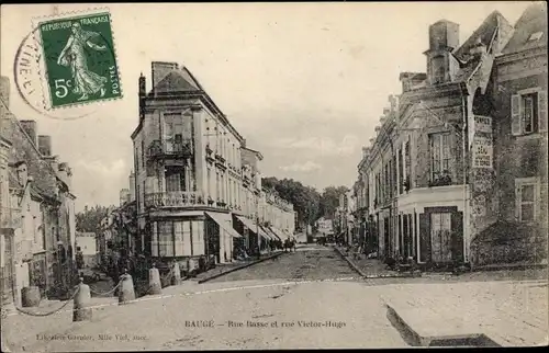 Ak Baugé Maine et Loire, Rue Basse et Victor Hugo