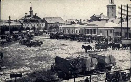 Ak Mitau Lettland, Marktplatz mit Rathaus und Trinitatiskirche, Autos, Pferde