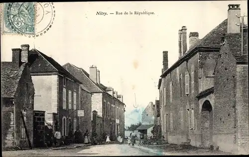 Ak Nitry Yonne, Rue de la Republique