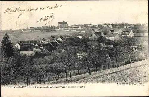 Ak Neuvy Sautour Yonne, Vue prise de la Grand Vigne