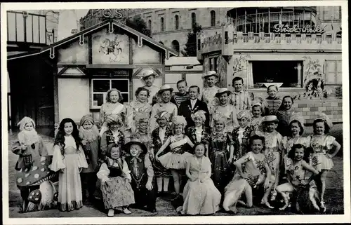 Ak C.H. Schäfers Zirkus Stadt Liliput, Kostüme, Gruppenfoto, Liliputaner, Kostüme