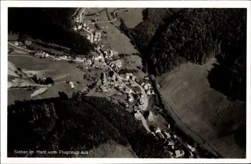 Ak Sieber Herzberg am Harz, Fliegeraufnahme vom Ort