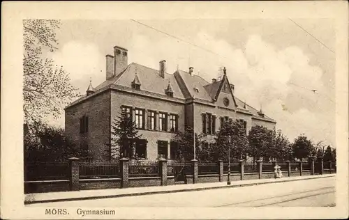 Ak Moers am Niederrhein, Gymnasium