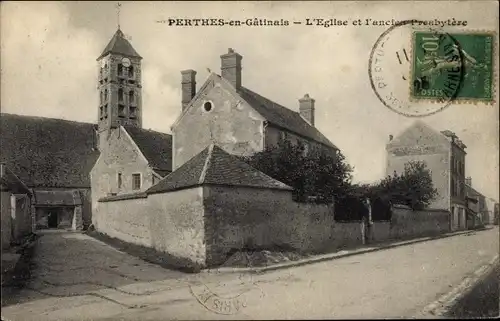 Ak Perthes en Gatinais Seine et Marne, Kirche