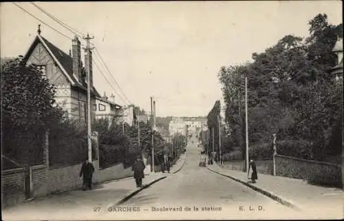 Ak Garches Hauts de Seine, Boulevard de la station