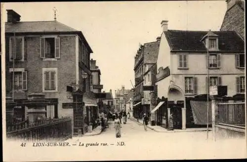 Ak Lion sur Mer Calvados, La Grande Rue, Maison Bellin