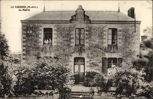 Ak La Varenne Maine et Loire, La Mairie