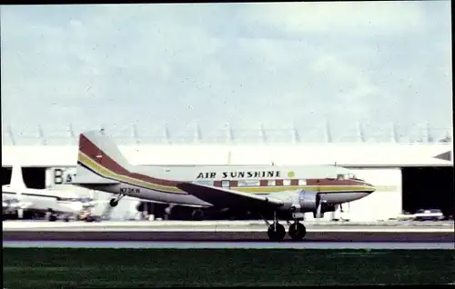 Ak Amerikanisches Passagierflugzeug, Air Sunshine, Douglas DC-3, N73KW