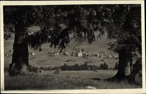 Ak Riezlern Mittelberg Vorarlberg, Fernblick zum Ort