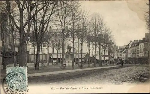 Ak Fontainebleau Seine et Marne, Place Denecourt