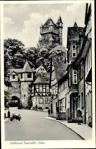 Ak Braunfels im Lahn Dill Kreis, Straßenpartie, Ortschaft, Schloss