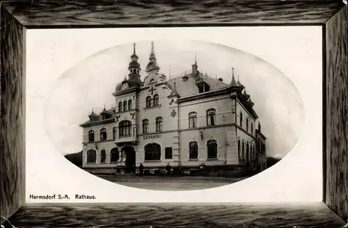 Präge Passepartout Ak Hermsdorf in Thüringen, Rathaus