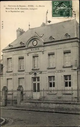 Ak Ryes Calvados, La Mairie