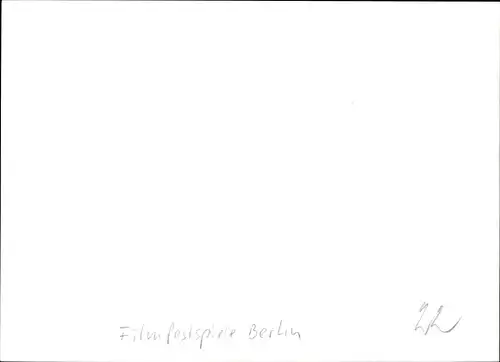 Foto Berlin, Bert Sass, Filmfestspiele Berlin, Schauspieler mit Augenklappe, Prothese, Sekt, Wein
