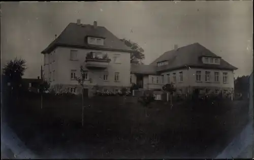 Foto Ak Langenchursdorf Callenberg in Sachsen, Gebäude, Garten