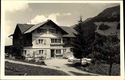 Ak Hirschegg Mittelberg in Vorarlberg, Cafe Pension Schuster