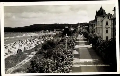 Foto Ak Ostseebad Binz auf Rügen, Strandpromenade