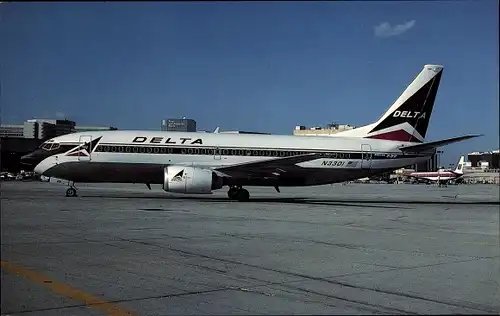 Ak Amerikanisches Passagierflugzeug, Delta, Boeing 737-347, N3301