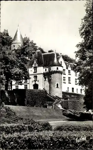 Ak Chissay en Touraine Loir-et-Cher, Le Chateau