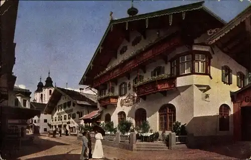 Ak Sankt Johann in Tirol, Postgasthof, Straßenpartie