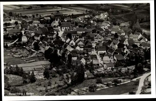 Ak Rosenberg in Baden, Totalansicht der Ortschaft, Fliegeraufnahme