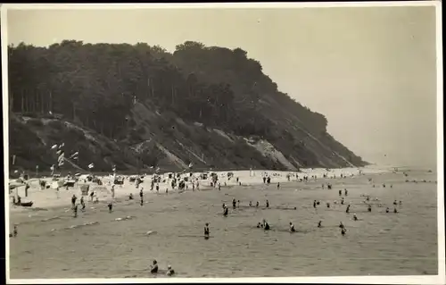 Foto Ak Koserow an der Ostsee Usedom, Strandpartie, Badeleben