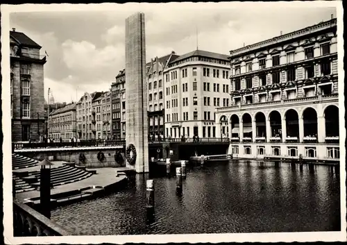 Ak Hamburg Mitte Altstadt, Alsterarkarden und Ehrenmal