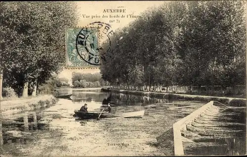 Ak Auxerre Yonne, Vue prise des bords de l'Yonne, Ruderboot
