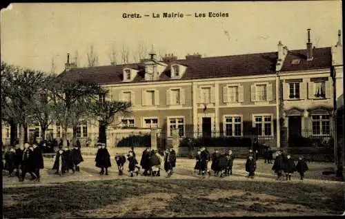 Ak Gretz Seine et Marne, La Mairie, Les Ecoles