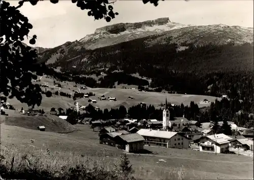 Ak Riezlern Mittelberg Vorarlberg, Gesamtansicht, Hoch Ifen