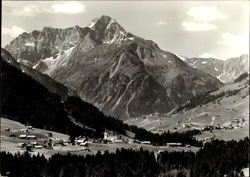 Ak Riezlern Mittelberg Vorarlberg, Gesamtansicht, Widderstein